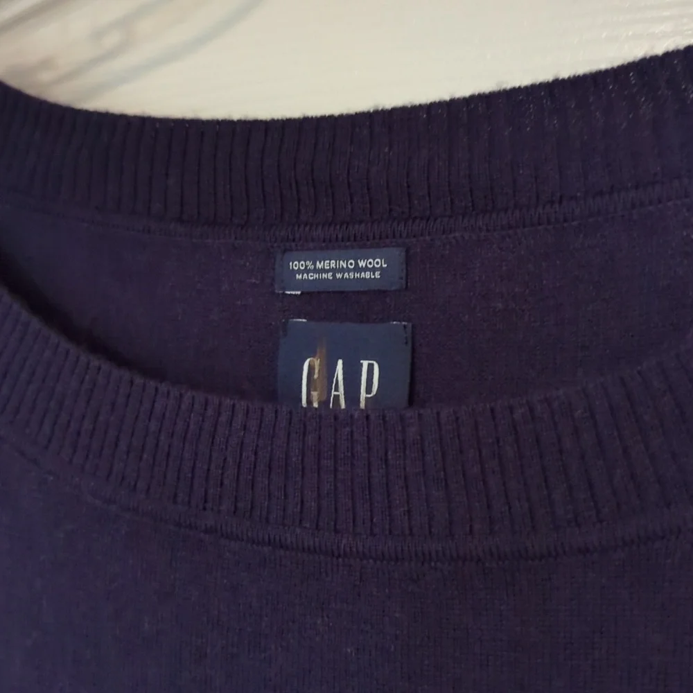 NEW GAP NAVY BLUE 100% MERINO WOOL LARGE PULLOVER SWEATER - Picture 5 of 8